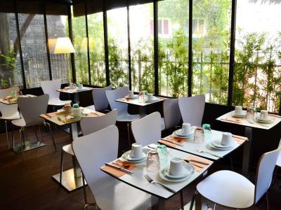 Western Le Montparnasse Hotel 3*