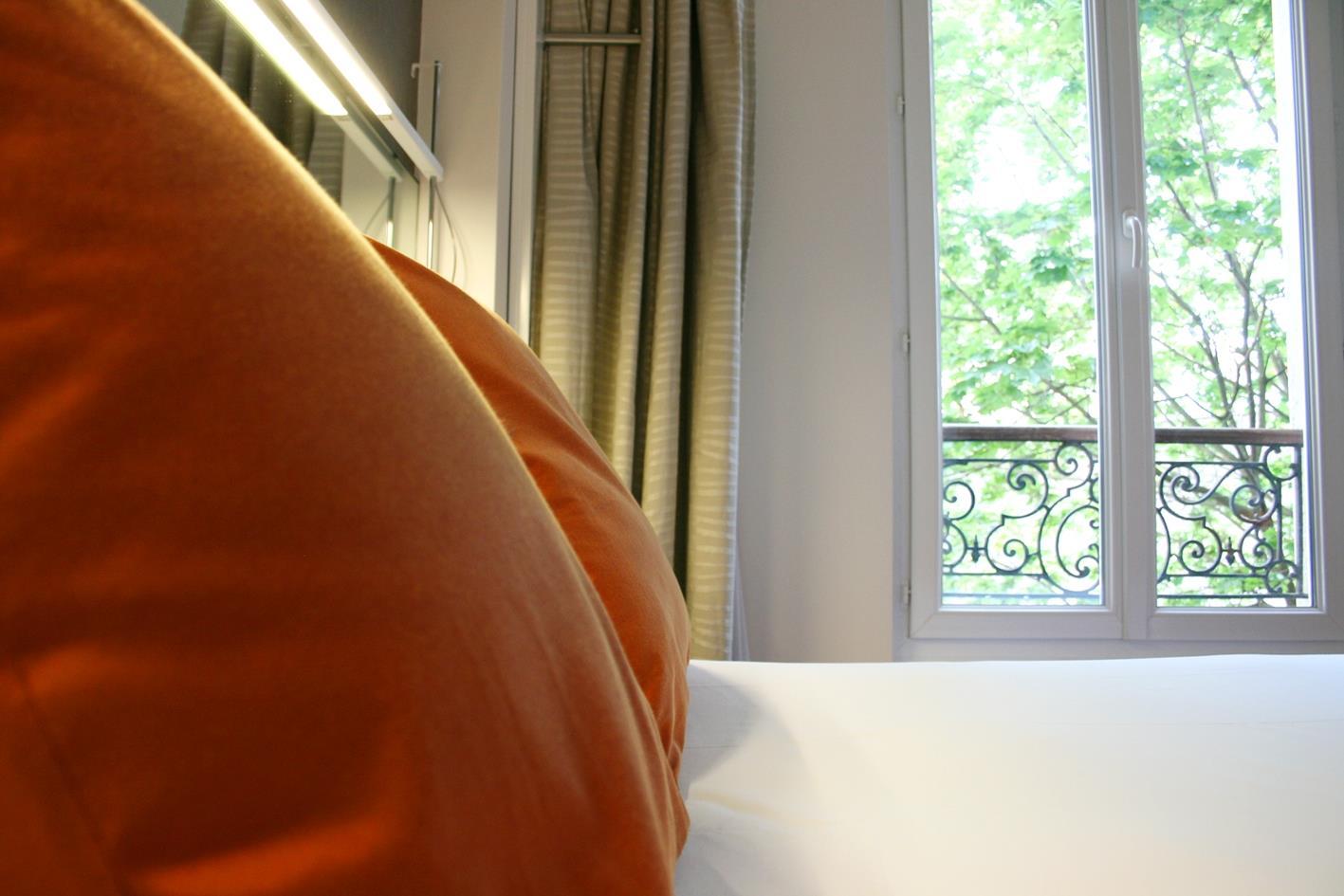 Western Le Montparnasse Hotel 3*
