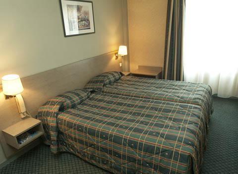 Western Le Montparnasse Hotel 3*